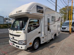 【新車・即納車】MOBBY(モビー)RWB 2WD 内装色シュタイン　電動ステップOP装着済み