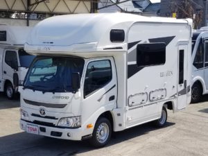 【新車・展示用車】LEBEN（レーベン）DC　リアエントランス　家庭用エアコン・FFヒーター他充実装備！